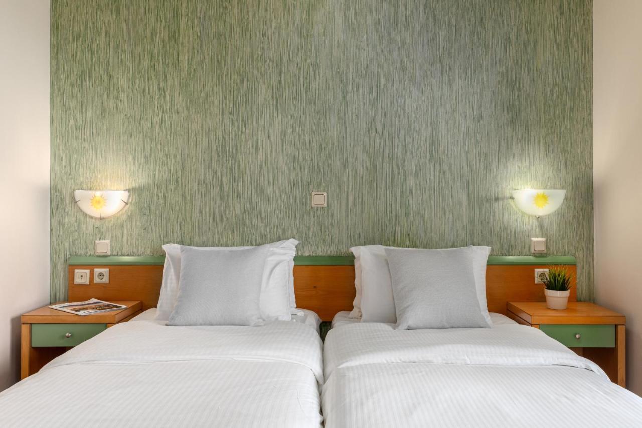 Dias Hotel Platamon Buitenkant foto